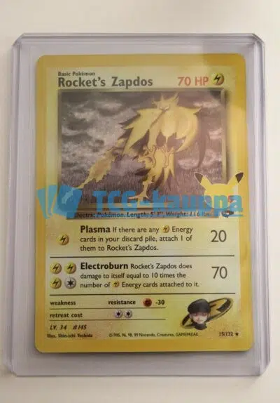 Pokémon-kortti toploaderissa sleevattuna kuvattuna edestä
